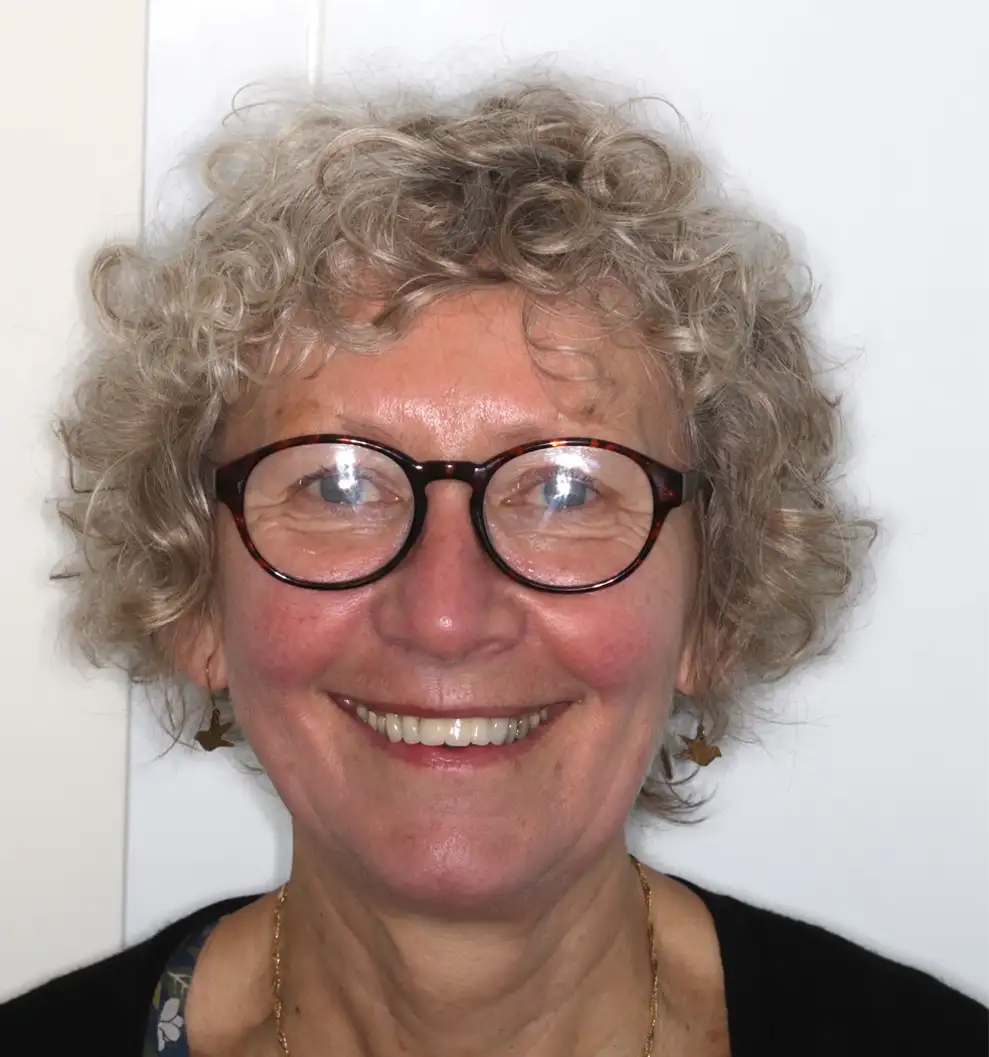 photograph of single dental implant treatment patient